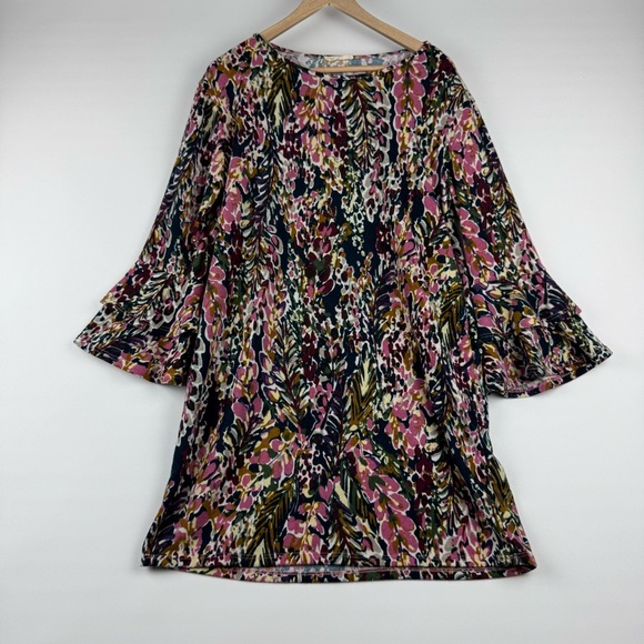 Beeson River Dresses & Skirts - Beeson River Plus Women’s 1X Floral Bell Sleeve Knit Dress Made in USA